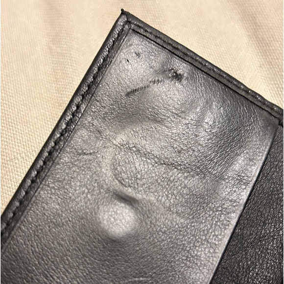 Gucci Leather 5 Ring Keyholder - Picture 11 of 12